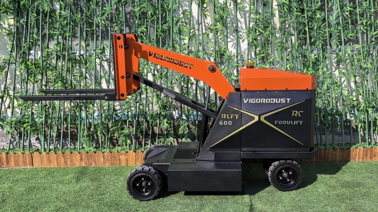 Fourche logistique télécommandée abordable à bas prix à vendre